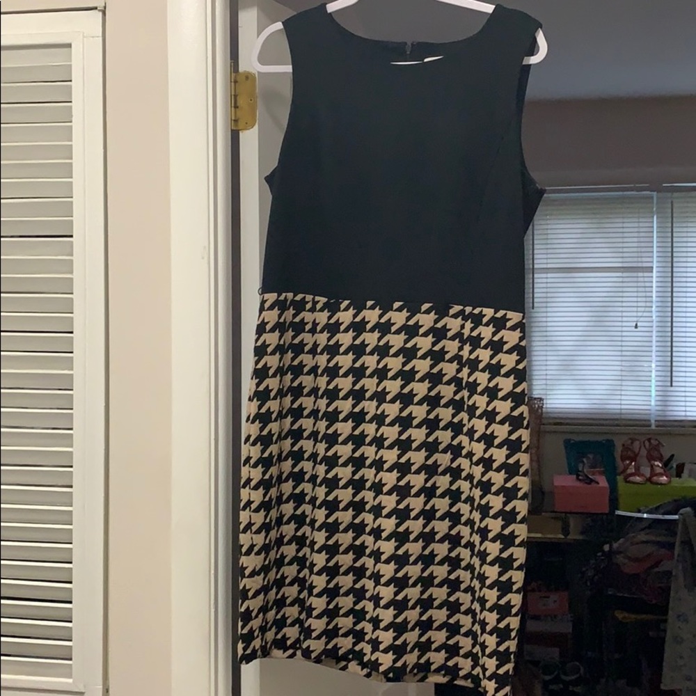 Women’s office attire